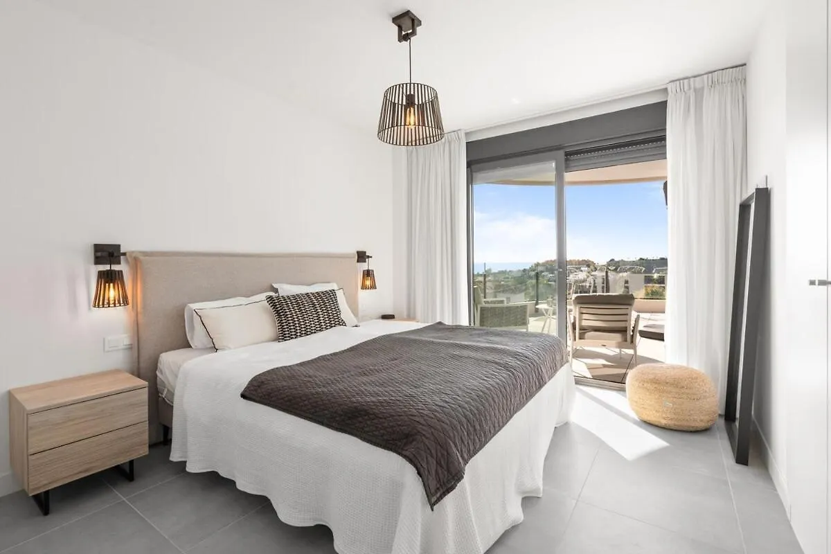 Apartment Discover Luxury Living In Estepona'S Oasis-Rdr467