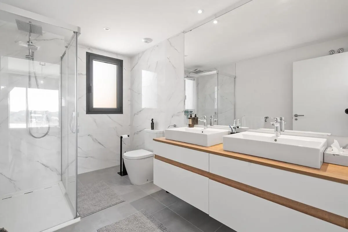 Discover Luxury Living In Estepona'S Oasis-Rdr467 Apartment